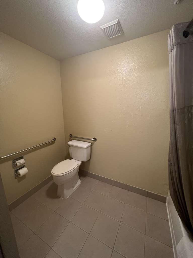 Surestay Hotel By Best Western Wells Esterno foto